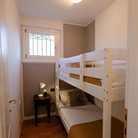 Casa Della Rocca Di Garda Apartment Manerba del Garda
