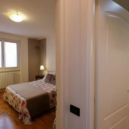 Casa Della Rocca Di Garda