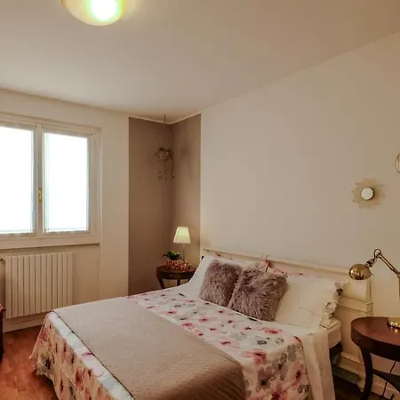 Apartamento Casa Della Rocca Di Garda
